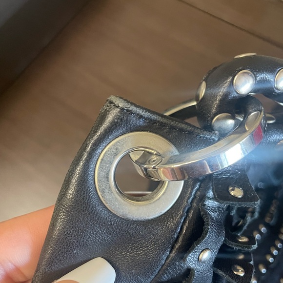 💯 Authentic Choo black leather hobo with silver studs - Picture 8 of 8